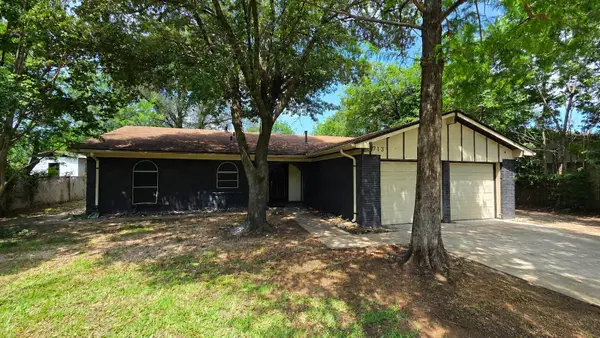 713 N Spears Street, Alvarado, TX 76009