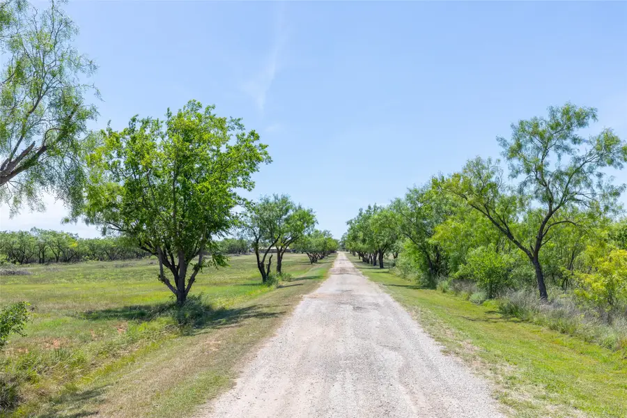 6702 W Lake Road, Abilene, TX 79601 - #2