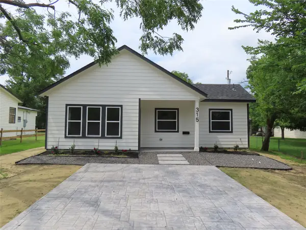 315 E Orville Street, Wills Point, TX 75169