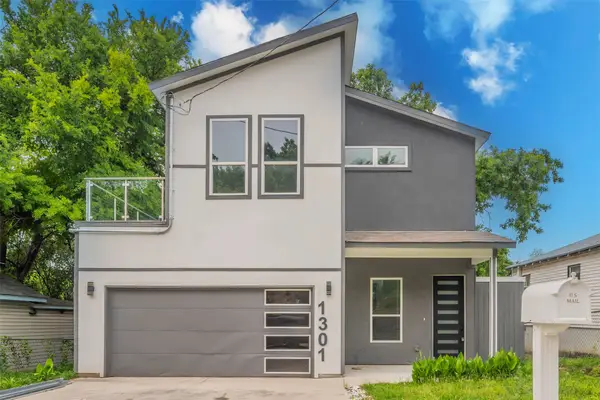 1301 Compton Street, Dallas, TX 75203