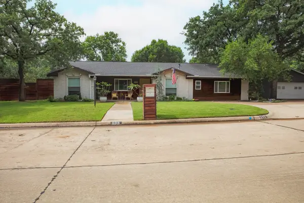 609 Hillside Road, Colleyville, TX 76034