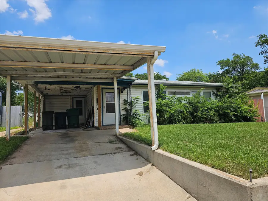 1420 Edney Street, Fort Worth, TX 76115 - #2