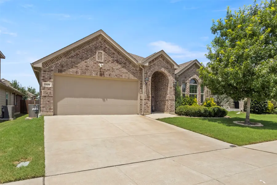 7229 Navoti Trail, Fort Worth, TX 76131 - #2