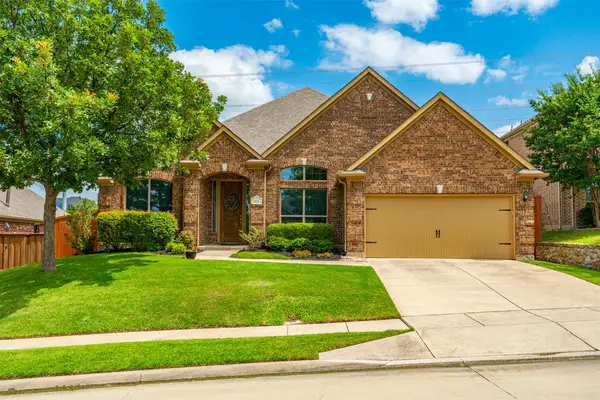 626 Allister Court, Roanoke, TX 76262
