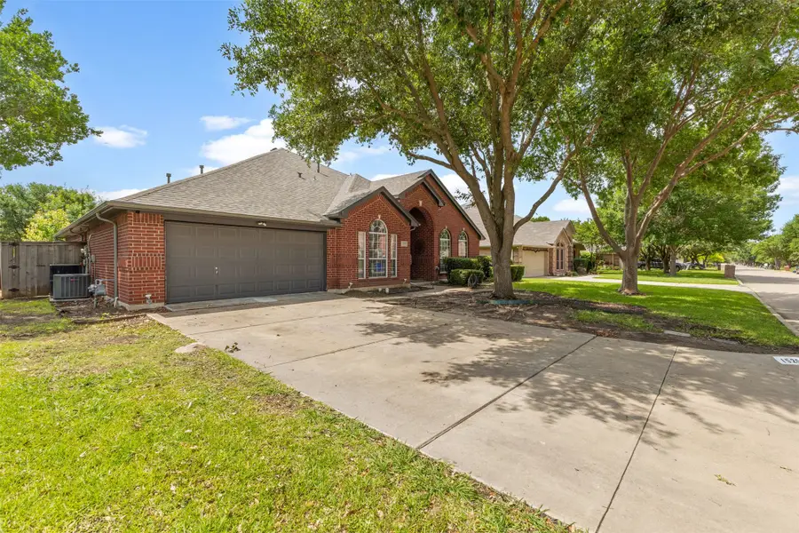 1520 Hampton Drive, Mansfield, TX 76063 - #2