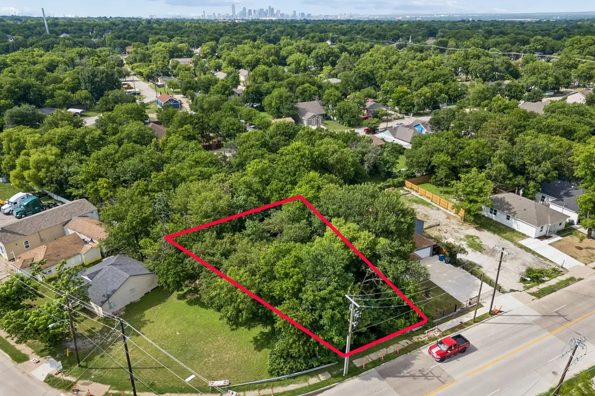 2207 E Ann Arbor Avenue, Dallas, TX 75216 - #1