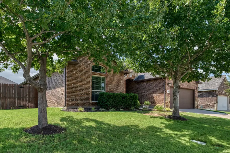 10 Ashlawn Court, Edgecliff Village, TX 76134 - #2