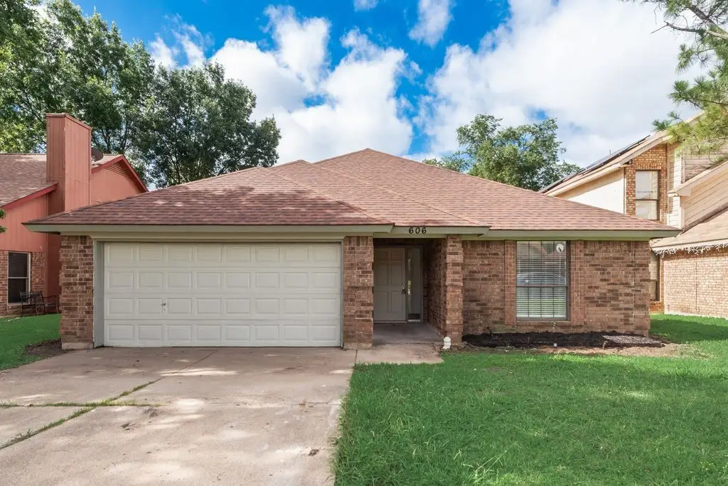 606 Oakland Hills Drive, Arlington, TX 76018 - #1
