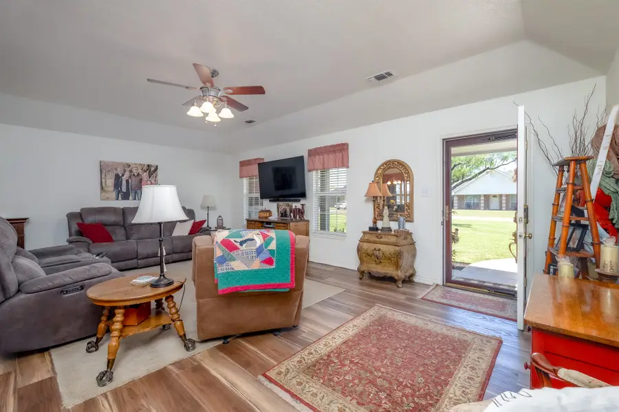 1113 Devin Drive, Clyde, TX 79510 - #3