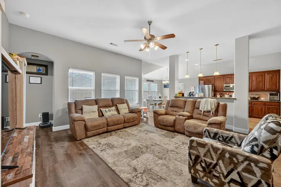 212 Ghost Rider Road, Waxahachie, TX 75165 - #2