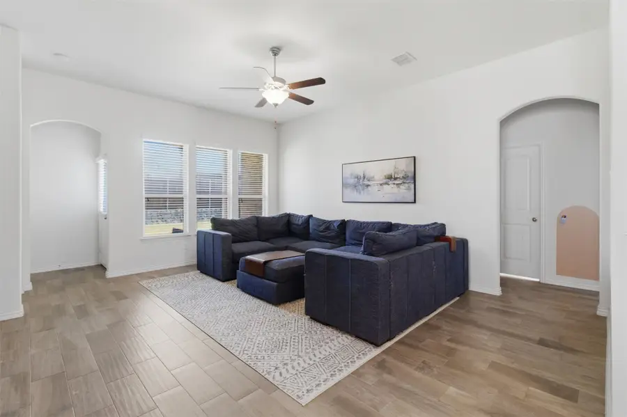 909 Black Hawk Drive, Princeton, TX 75407 - #2