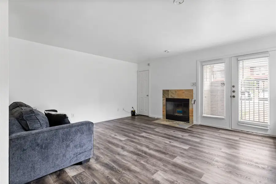 9831 Walnut Street #113, Dallas, TX 75243 - #3