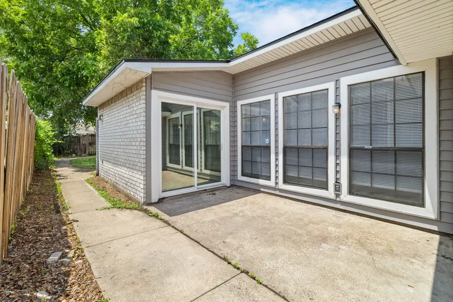 4627 Chapman Street, The Colony, TX 75056 - #2