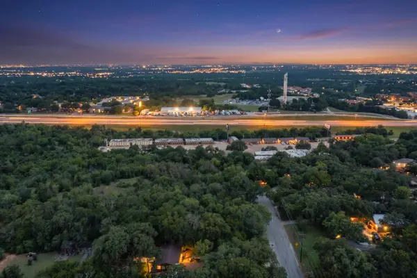 1524 Tierney Road, Fort Worth, TX 76112