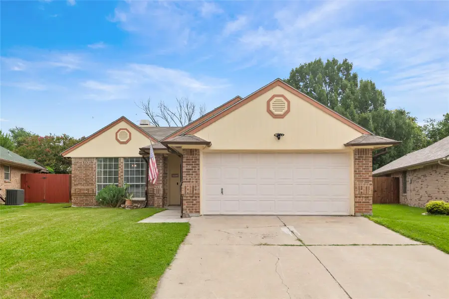 204 N Flaxseed Lane, Fort Worth, TX 76108 - #2