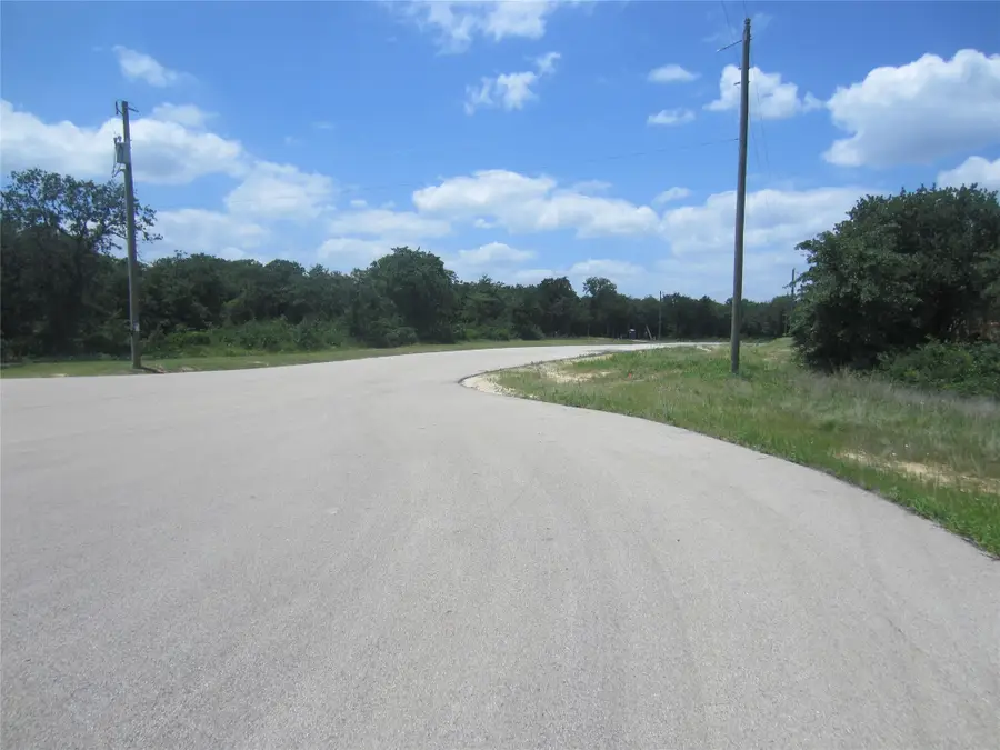 625 Dana Court, Tolar, TX 76476 - #2