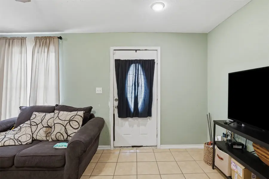 3104 Avenue L, Fort Worth, TX 76105 - #3