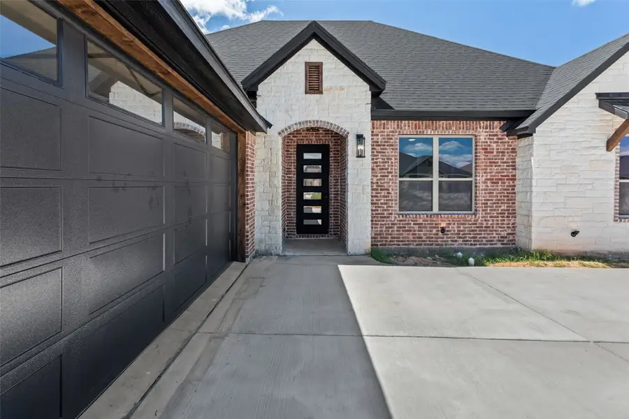1041 Mickelson Drive, Granbury, TX 76048 - #3