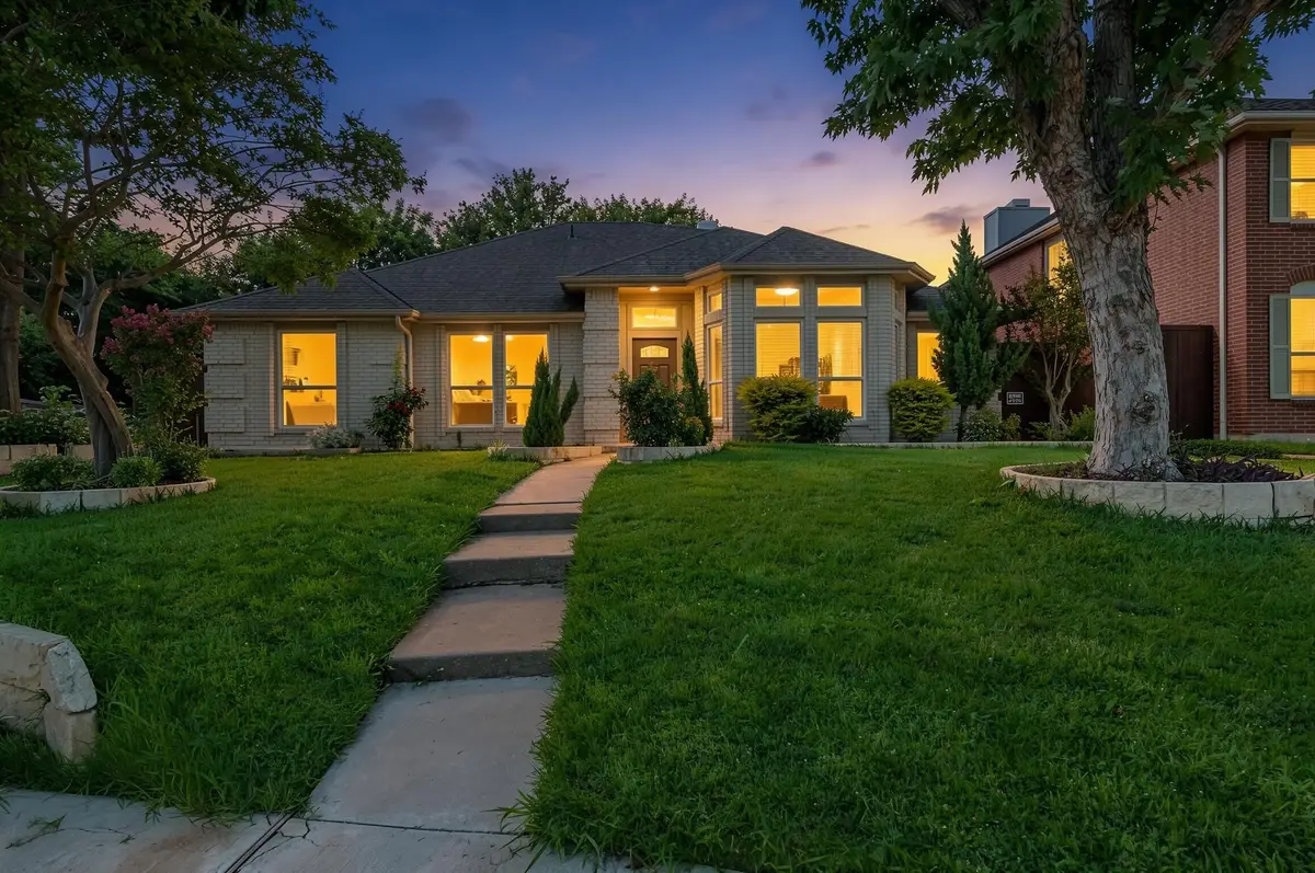 2901 Panorama Drive, Carrollton, TX 75007 - #1