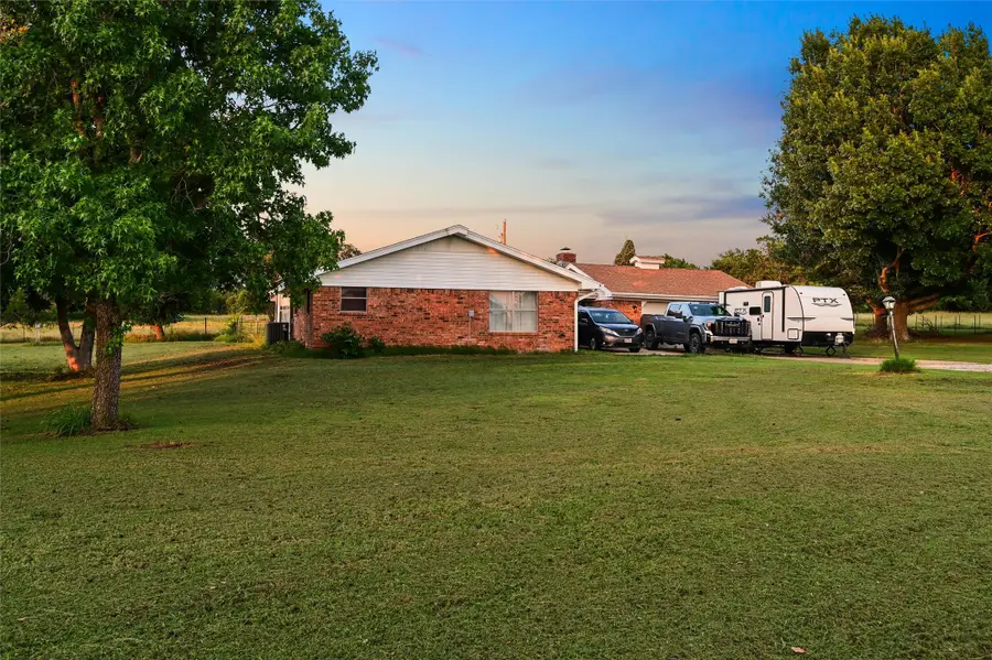 423 County Road 477 Road, Stephenville, TX 76401 - #3