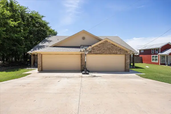 403 W 5th Street, Tolar, TX 76476