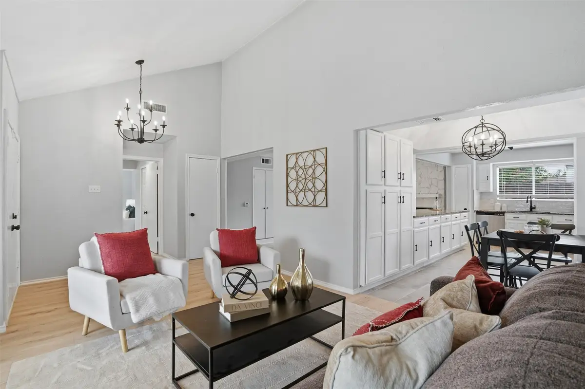 5017 Roundtable Lane, Garland, TX 75044 - #1