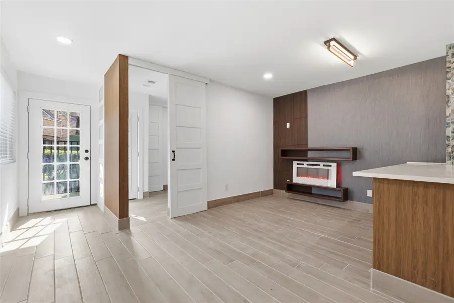 9815 Walnut Street #114, Dallas, TX 75243 - #2