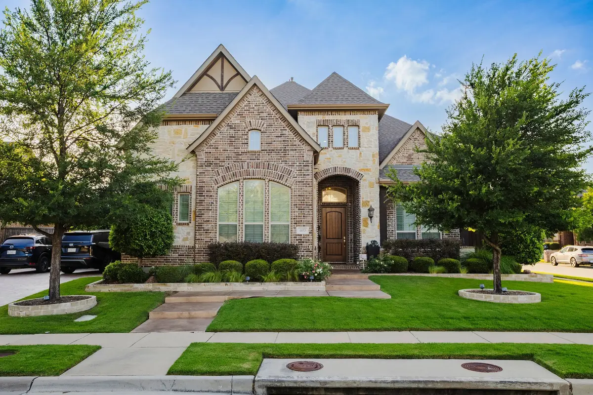 4653 Bronco Boulevard, Carrollton, TX 75010 - #1
