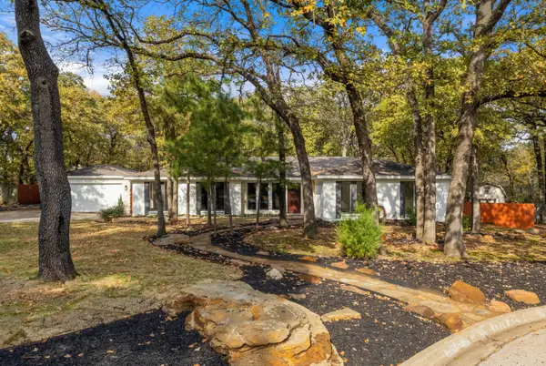 504 Chisolm Court, Colleyville, TX 76034