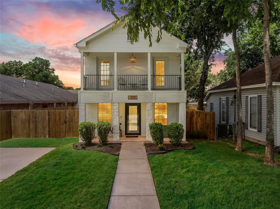1231 Bagby Avenue, Waco, TX 76706 - #2