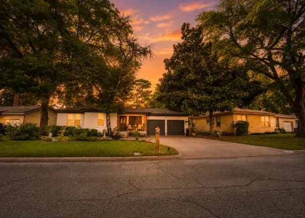 743 Norwood Drive, Hurst, TX 76053