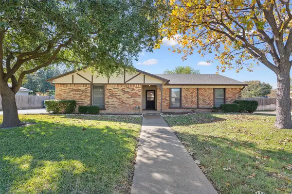 213 Bowie Lane, Hewitt, TX 76643