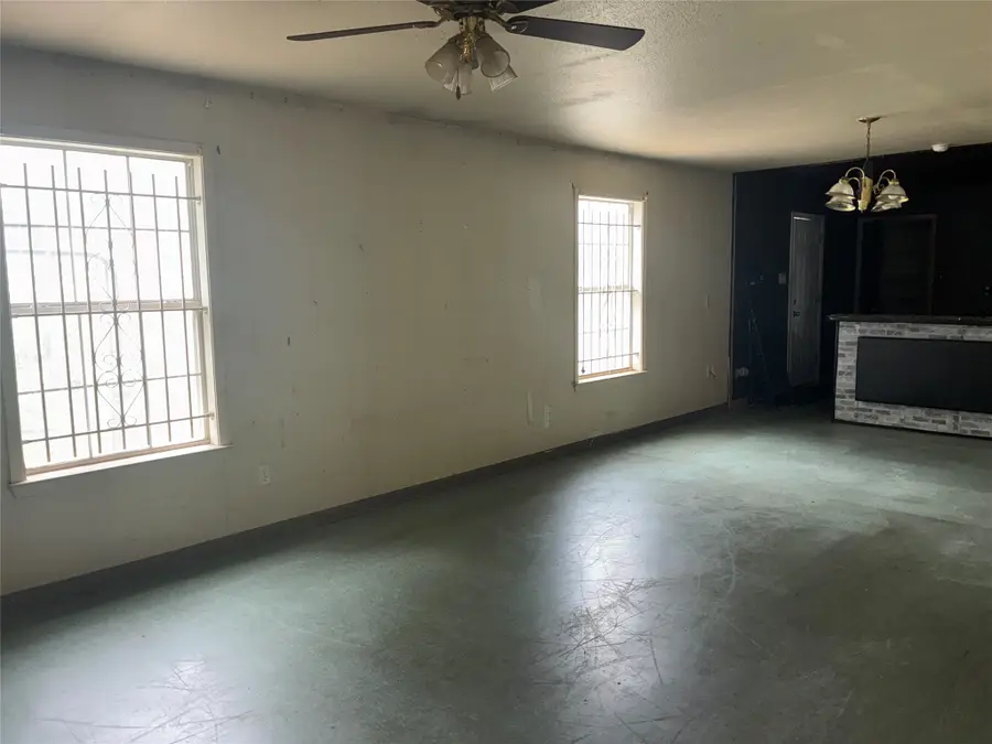 200 S Williams Street, Fort Worth, TX 76104 - #3