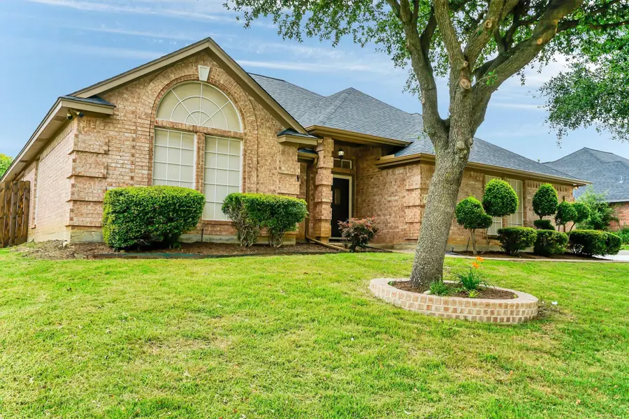 428 Shelby Drive, Burleson, TX 76028 - #2