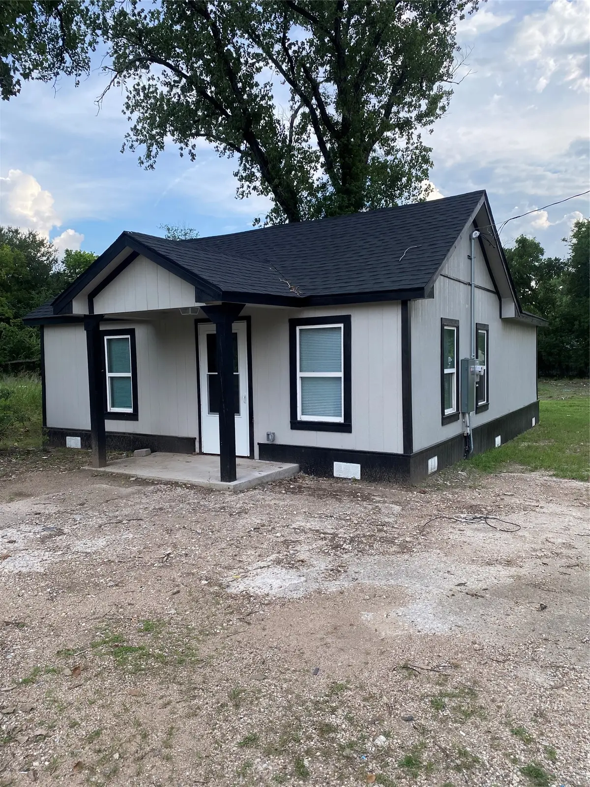 324 Hogan Lane, Bellmead, TX 76705 - #1