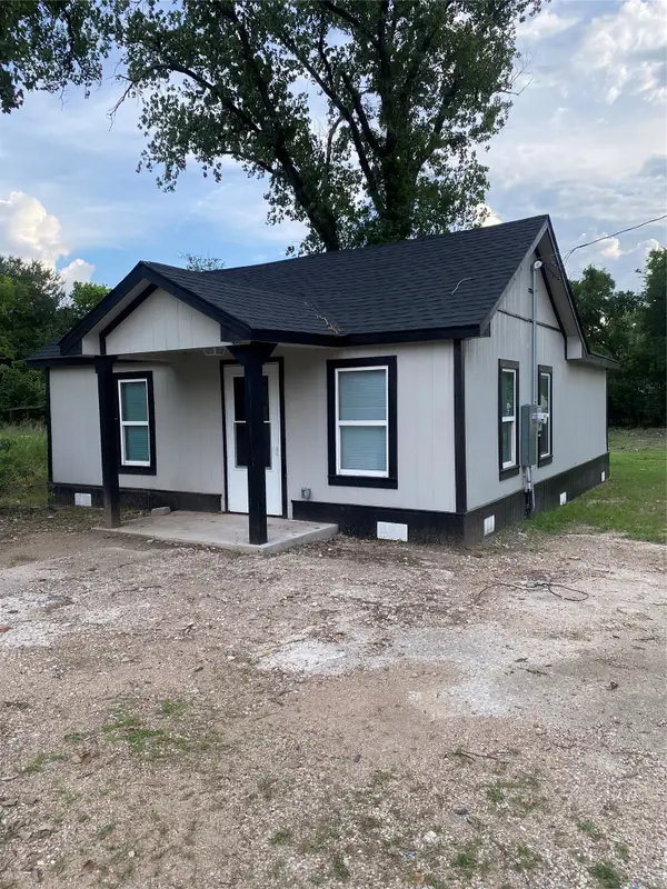 324 Hogan Lane, Bellmead, TX 76705