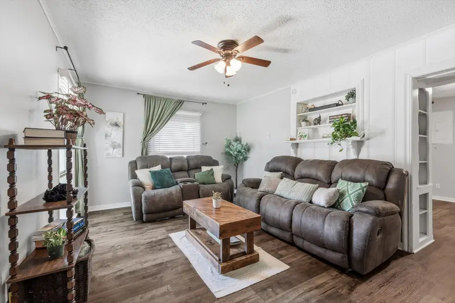 3601 Primrose Avenue, Fort Worth, TX 76111 - #2