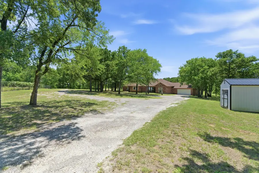 321 County Road 211 Road, Gainesville, TX 76240 - #2