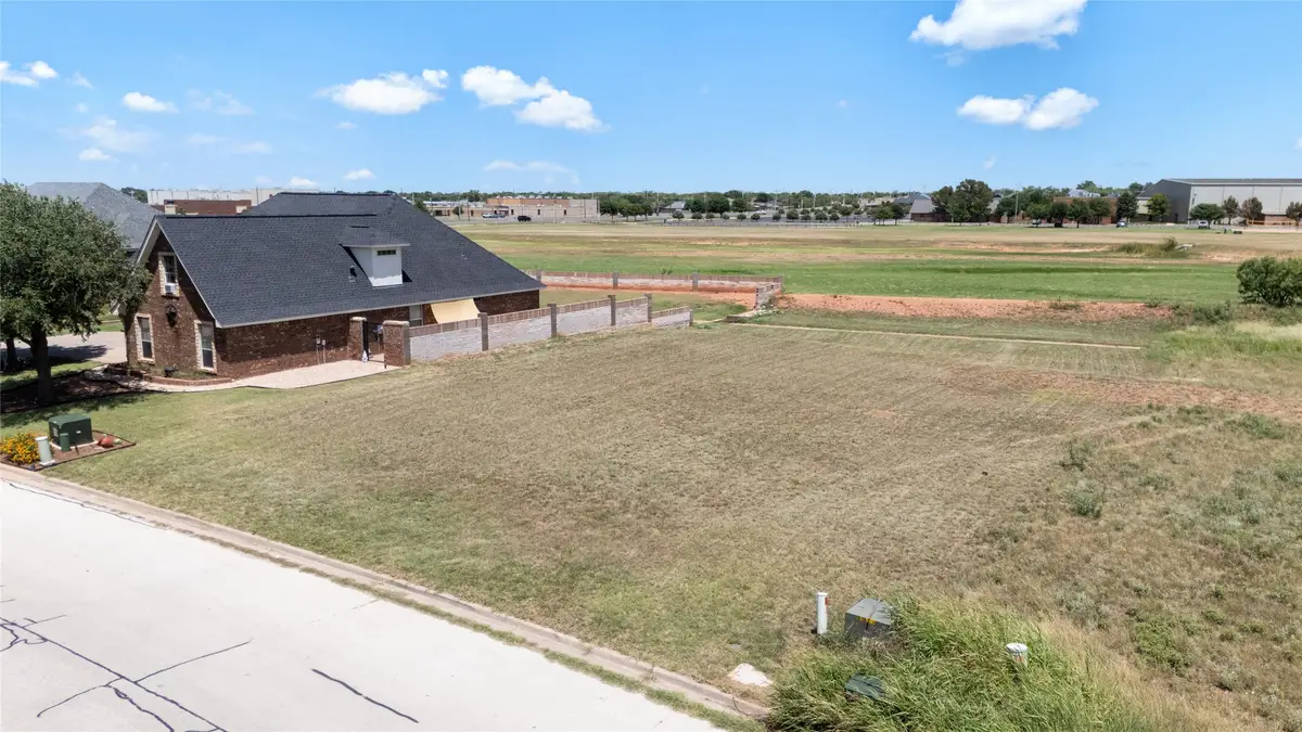 8209 Thompson Parkway, Abilene, TX 79606 - #1