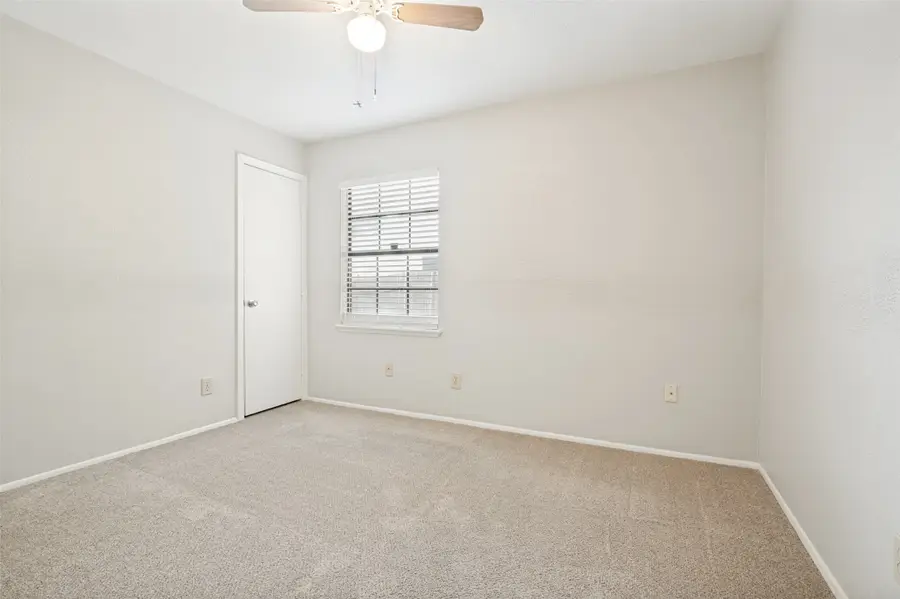 450 Weaver Street, Cedar Hill, TX 75104 - #2