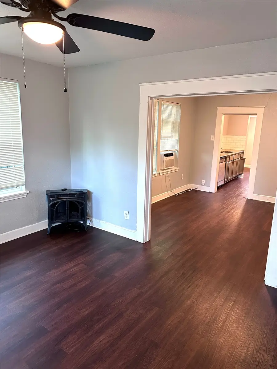 2842 Harlandale Avenue, Dallas, TX 75216 - #3