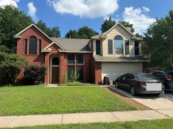 210 Carlsbad Drive, Mansfield, TX 76063
