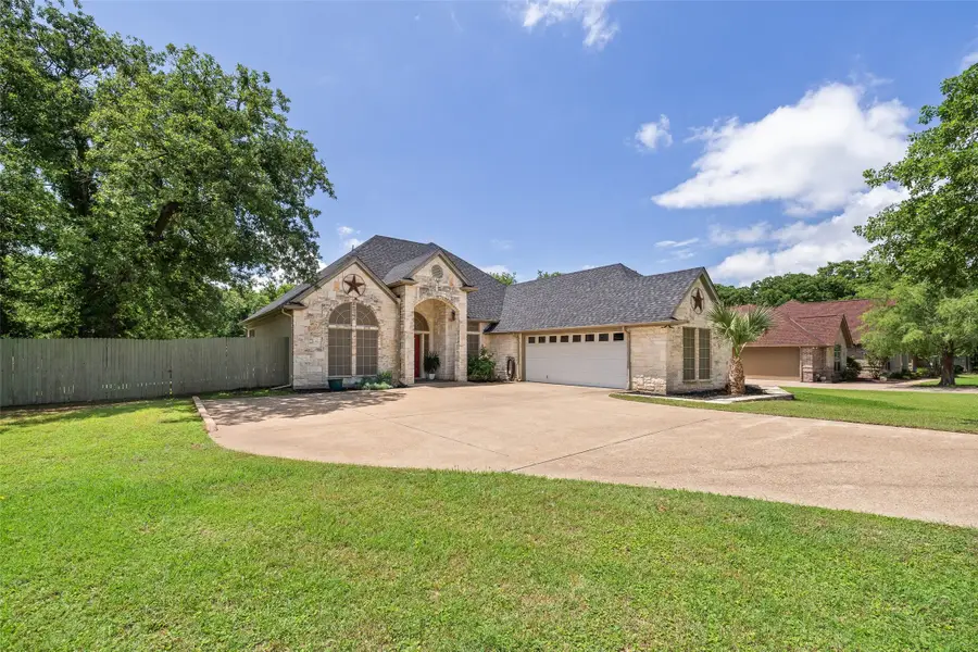 6705 Forest Oaks Court, Granbury, TX 76049 - #3