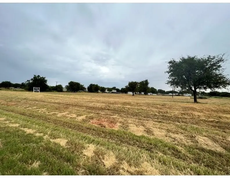 . S East Street, Seymour, TX 76380 - #3