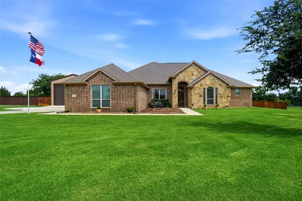 107 High Country Road, Decatur, TX 76234