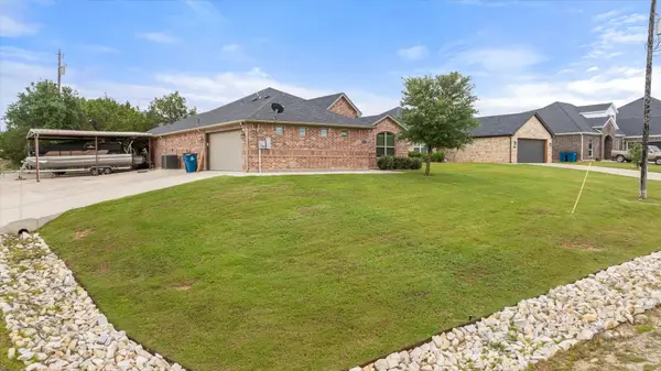 2507 Santiago Drive, Granbury, TX 76048