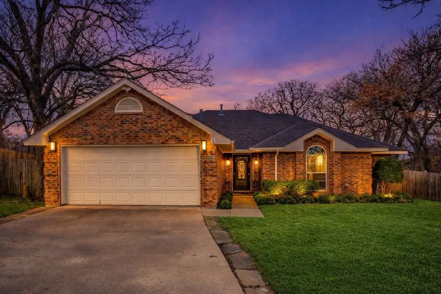 2209 Whispering Oaks, Denton, TX 76209 - #2