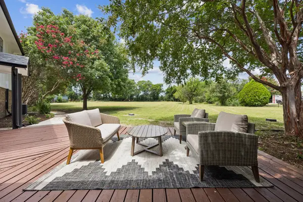 10 Chisholm Trail, Lucas, TX 75002