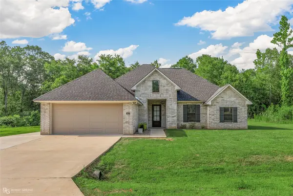 1013 Voss Road, Stonewall, LA 71078