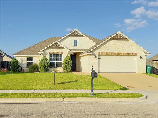 395 Cavitt Court, Robinson, TX 76706